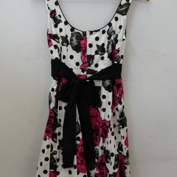 NWT City Triangles Floral Dress - Picture 5 of 7